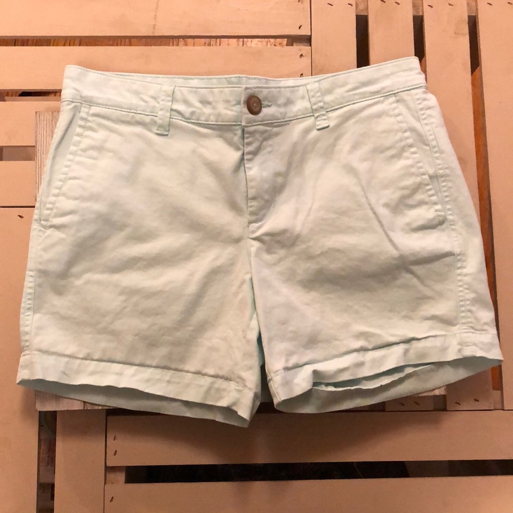 GAP Khaki shorts